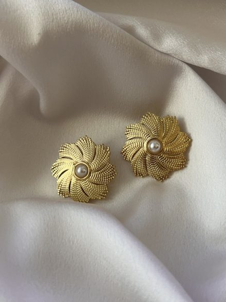 Flower earrings