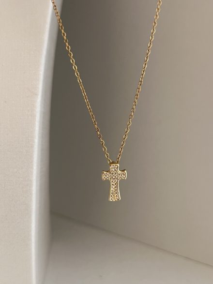 Mini cross necklace