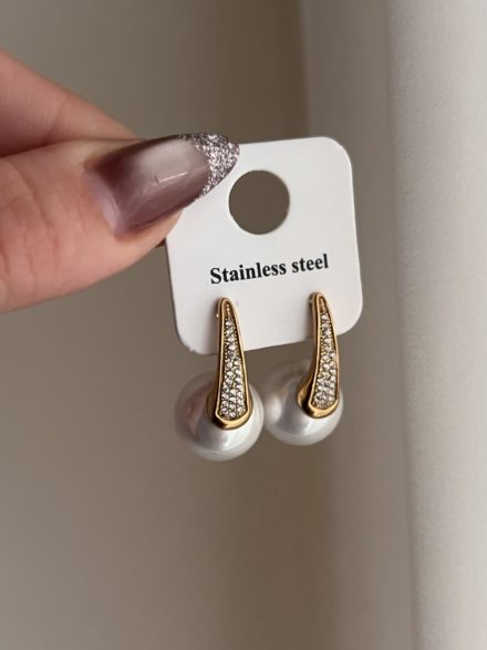 Ilida pearl earrings